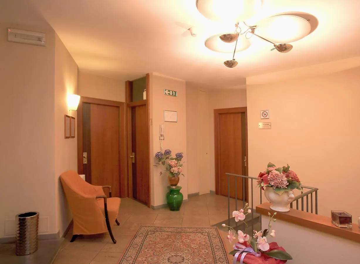 Hotel Alexandra Vinci Italien