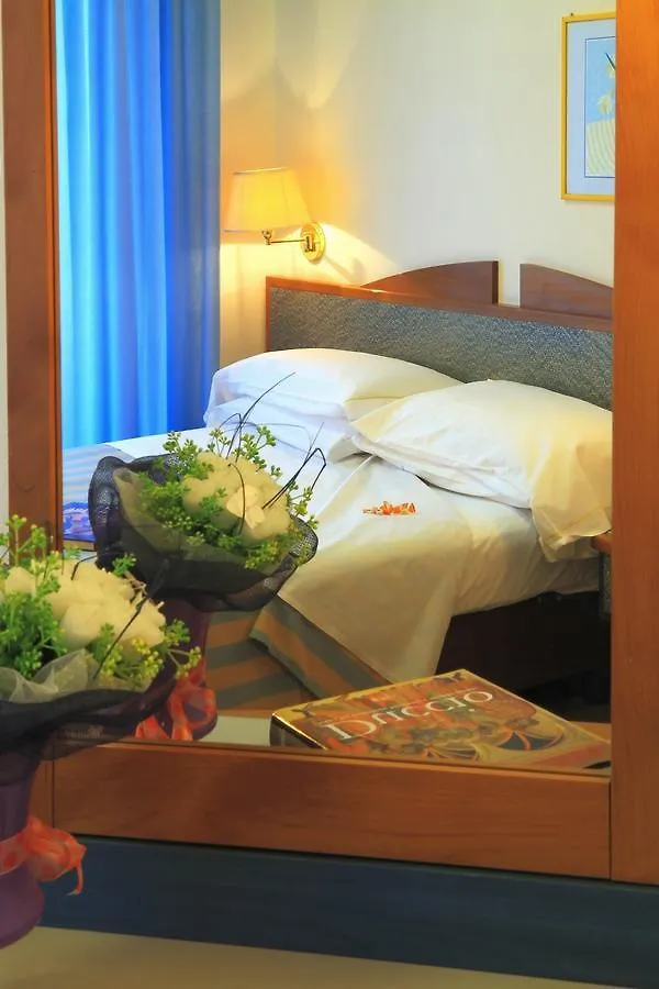 Hotel Alexandra Vinci 3*,  Italien