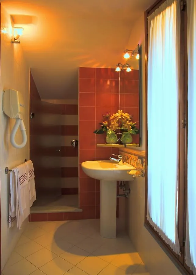 ***  Hotel Alexandra Vinci Italien