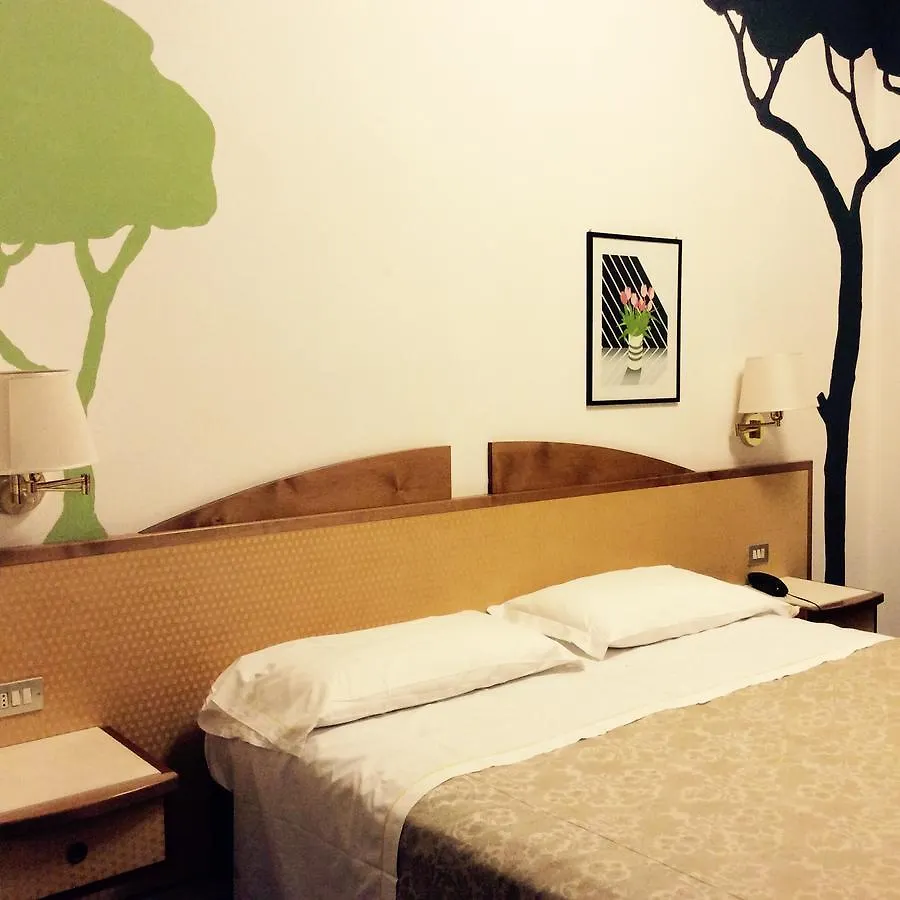 Hotel Alexandra Vinci 3*,  Italien