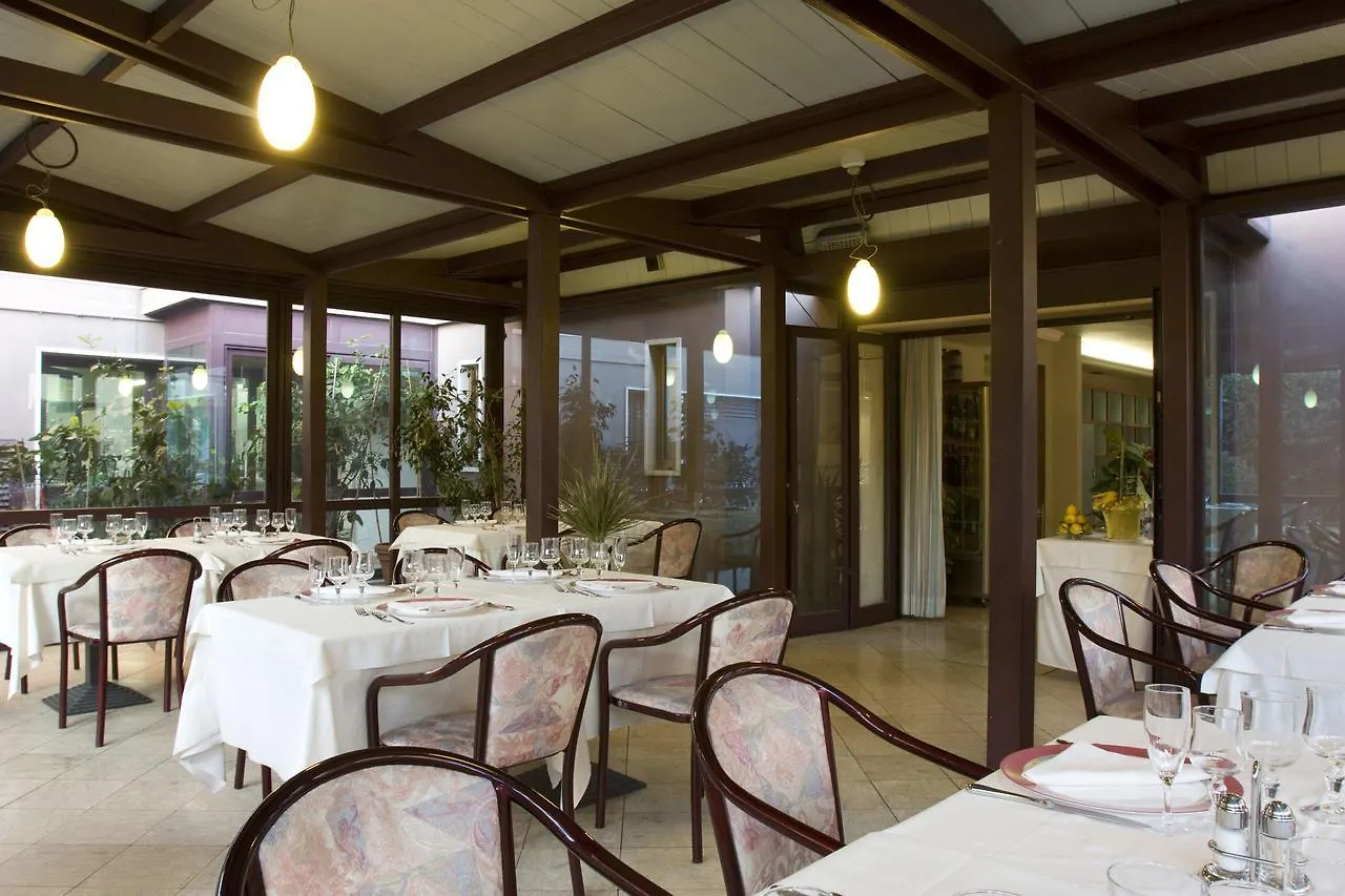 Hotel Alexandra Vinci
