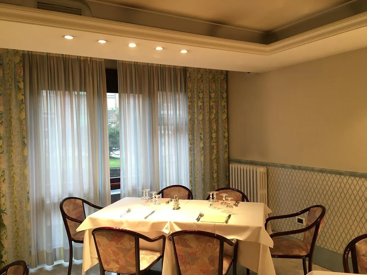 Hotel Alexandra Vinci