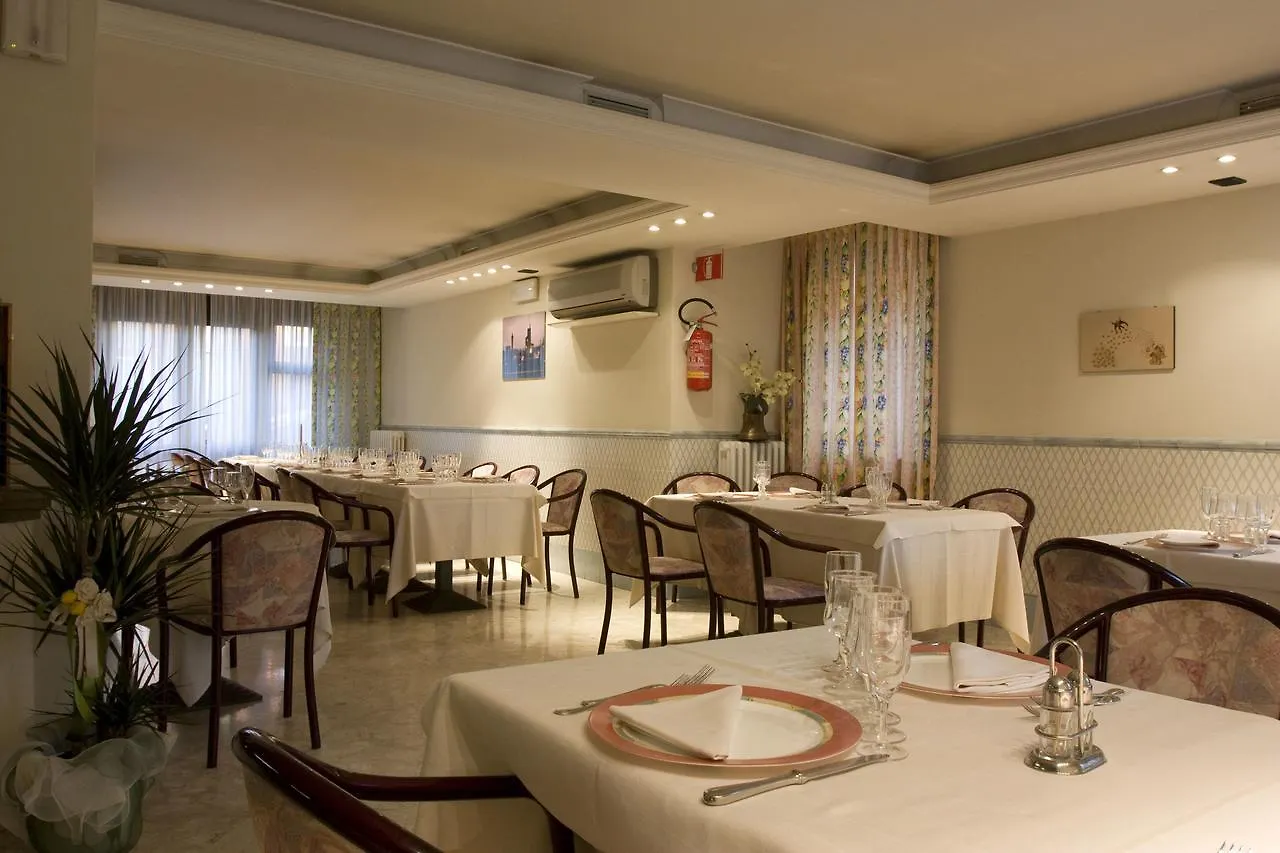 Hotel Alexandra Vinci