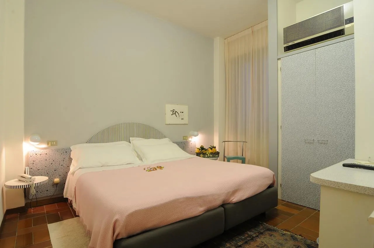 Hotel Alexandra Vinci